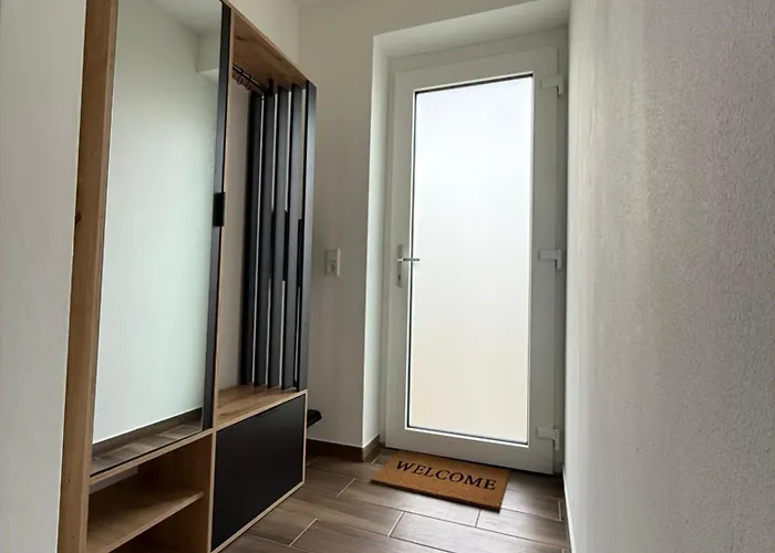 アパート Moderne Ferienwohnung, Separater Eingang, Neubau, Smart Tv & Wifi & Kaffemaschine Inklusive *